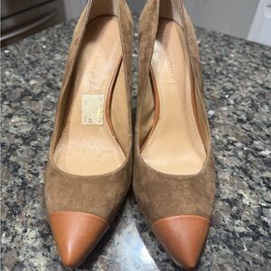 GUC Banana Republic Brown Suede Pumps with Tan Leather Cap Toe
